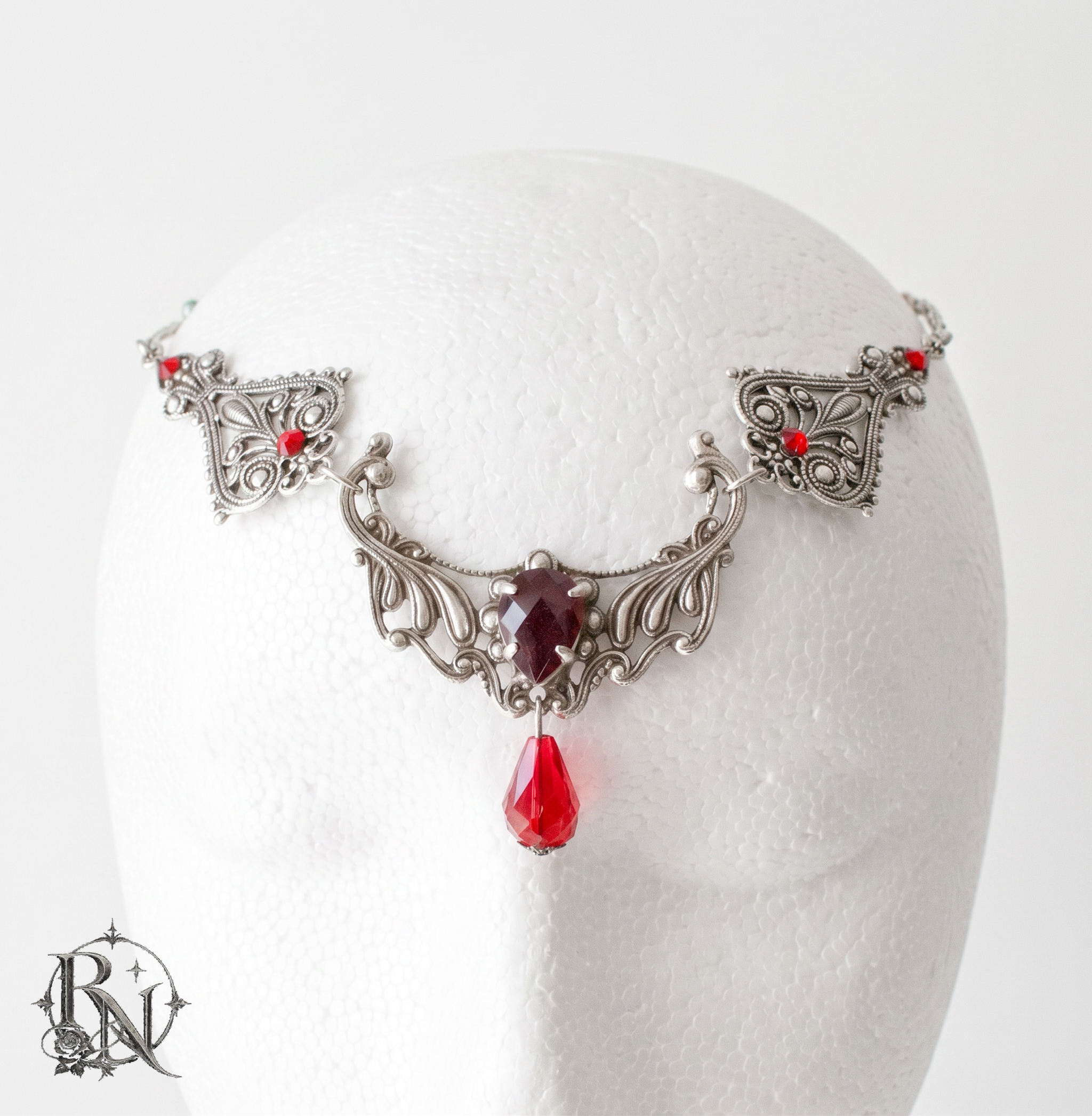 Silver fantasy gothic circlet or necklace with red gems - Image 2