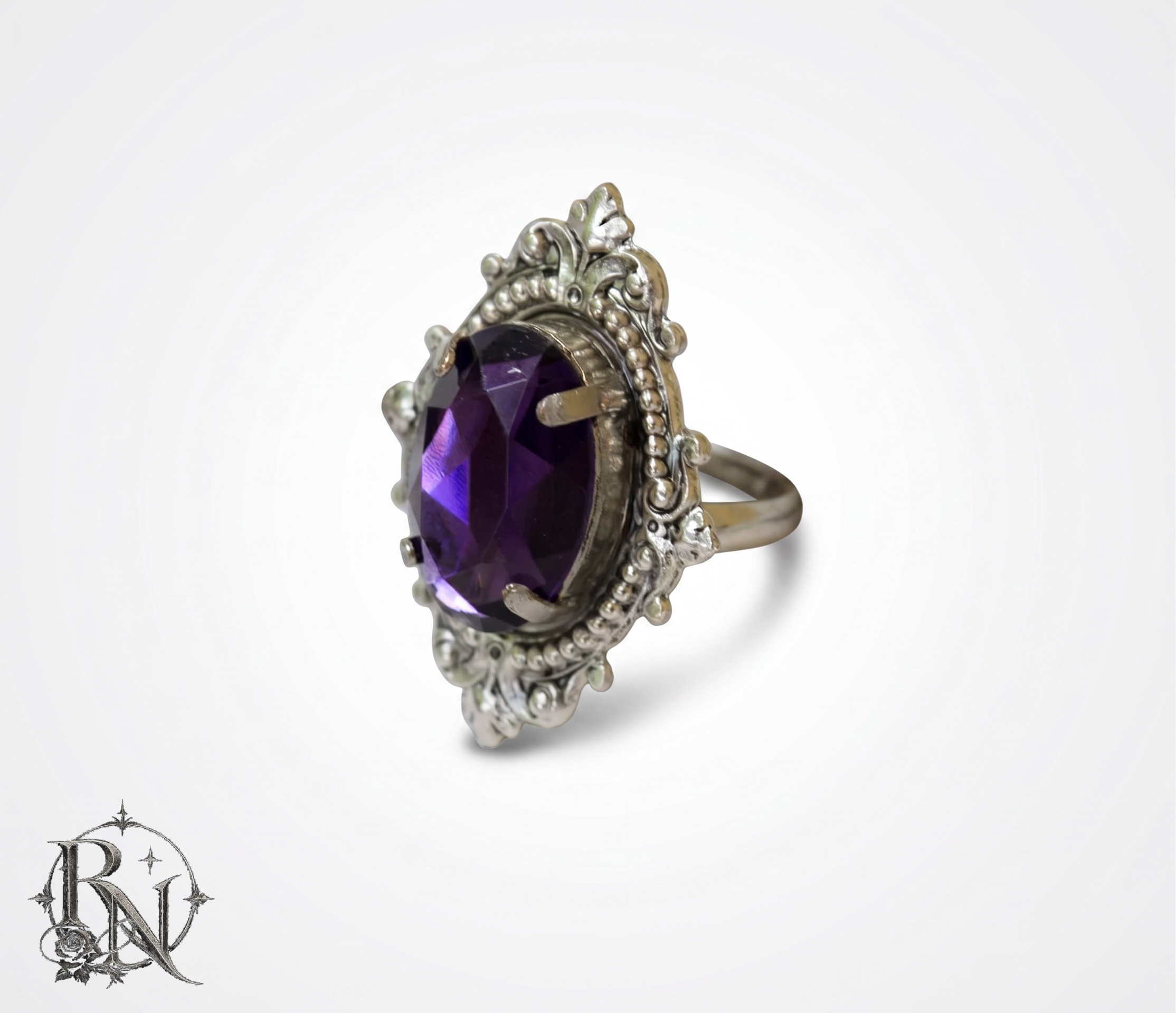 Silver victorian gothic ring with purple gem - Image 2