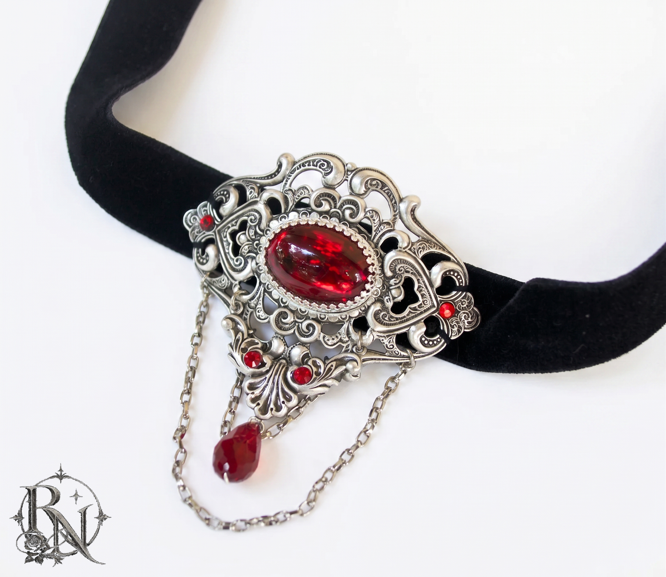 Feronia choker - Image 3