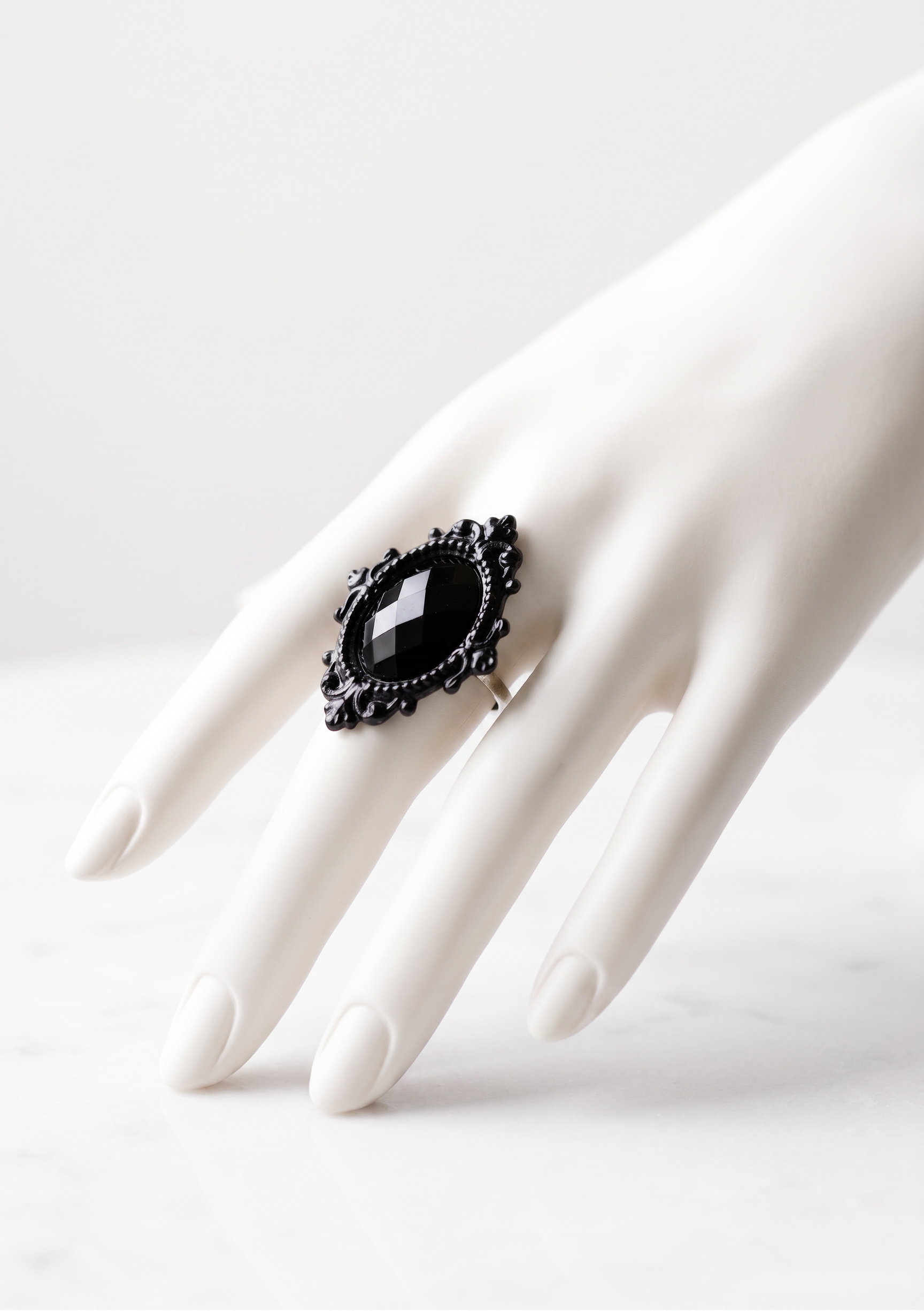 Black Victorian Gothic Ornate Adjustable Ring - Image 2