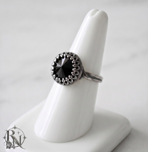 Victorian gothic silver crown ring with black Swarovski-bridal jewelry