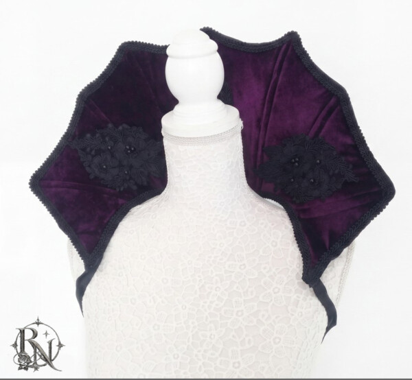 Dark purple vampire stand-up shoulder collar