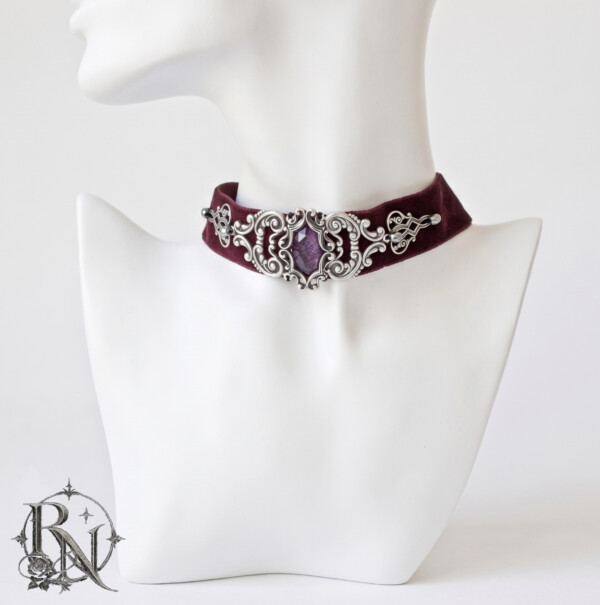 Countess Erzebet's burgundy gothic velvet choker