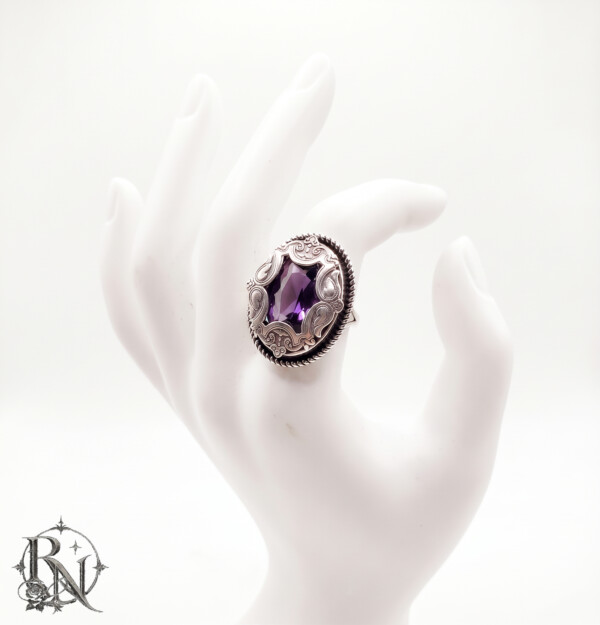 Silver victorian gothic gem ring-adjustable ring