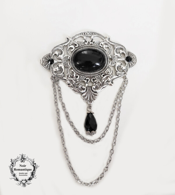 Victorian gothic mourning brooch