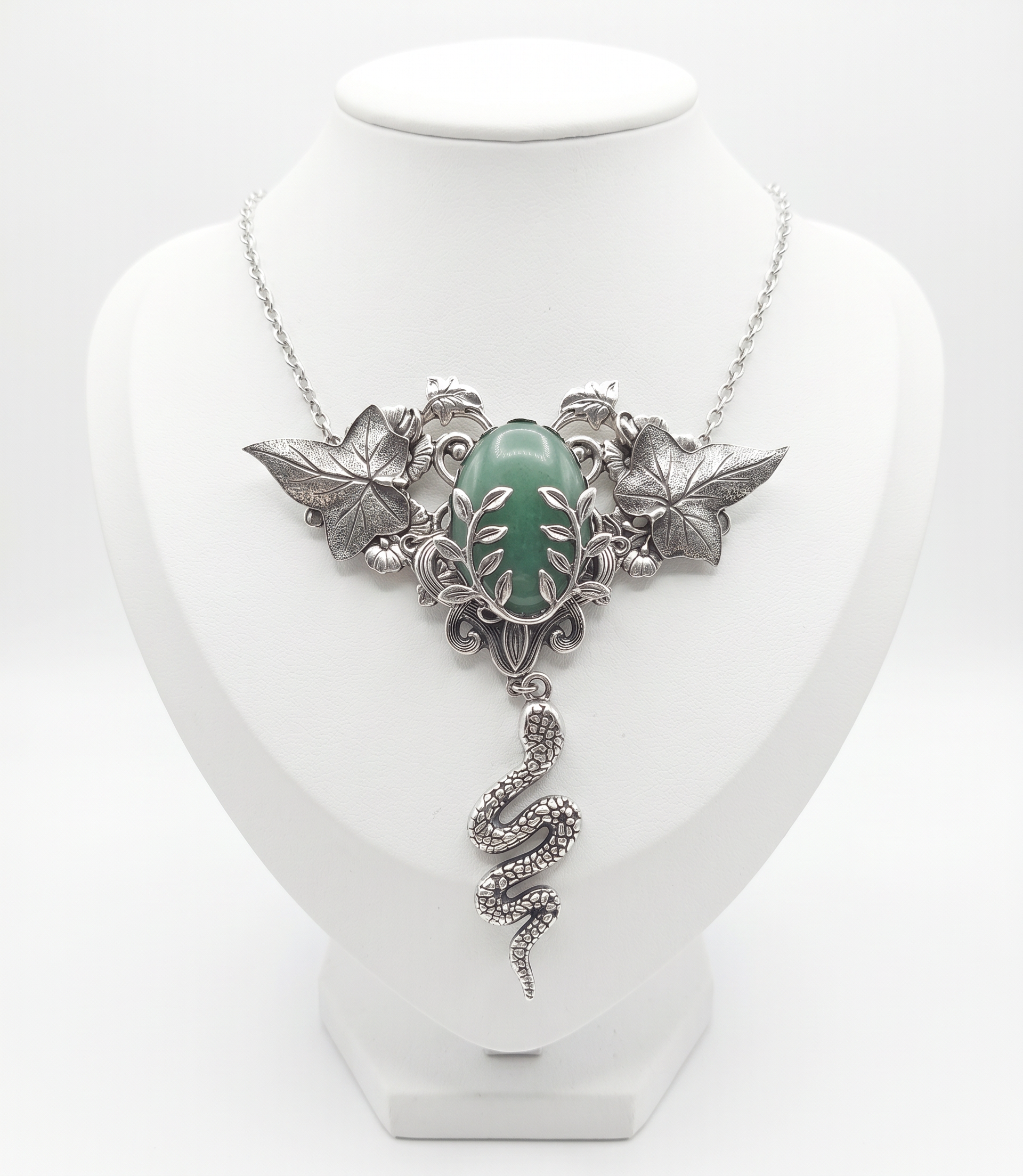 Poisonous Ivy gothic witch necklace- - Image 2